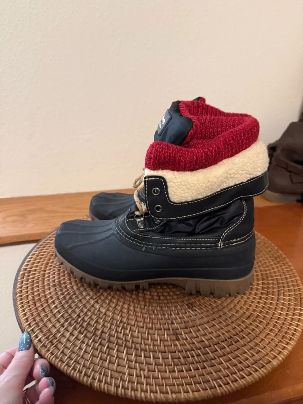 Storm Black‎ Winter Boots with Red Knit Cuff and Cream Faux-Fur Trim